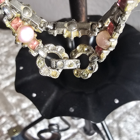 Romantic Vintage Style Pink Stone Neclace - Picture 2 of 5